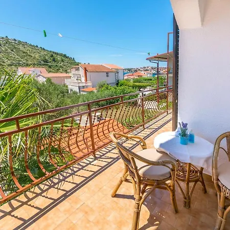 Ivat * Rogoznica (Sibenik-Knin)