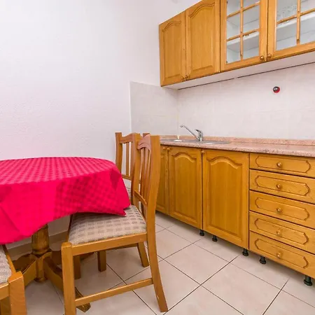 Ivat Daire Rogoznica (Sibenik-Knin)