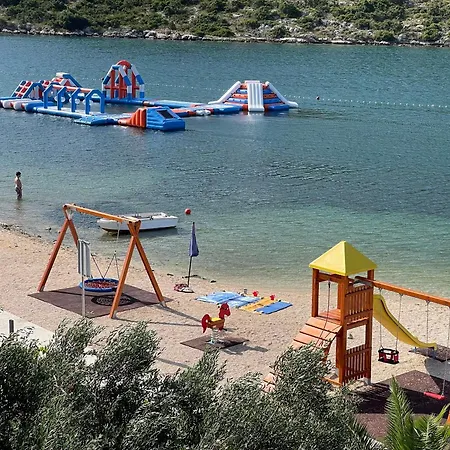 Διαμέρισμα Ivat *