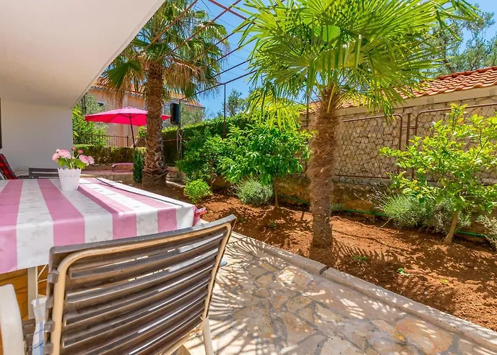 Ivat * Rogoznica (Sibenik-Knin)